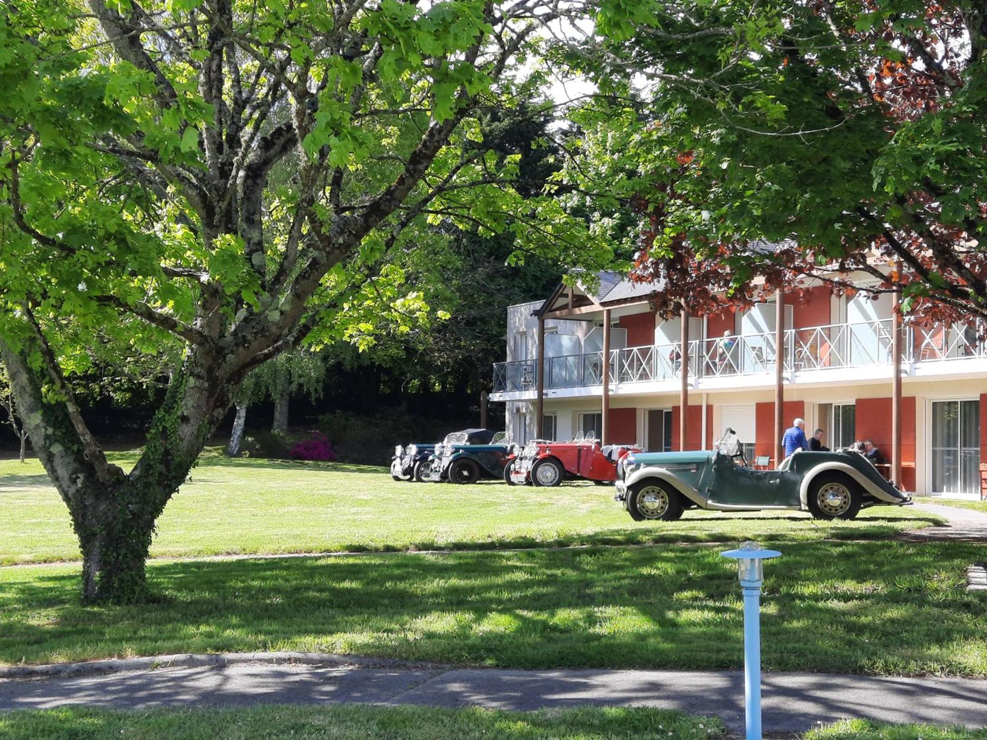 La Villa Des Golf.E.S Theix Buitenkant foto